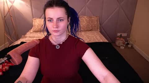 alisagrace online show from April 19, 12:37 pm