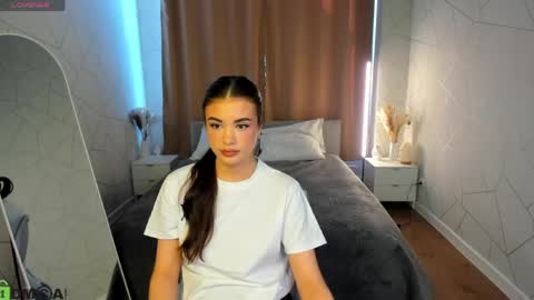 Alisha online show from April 22, 9:22 am