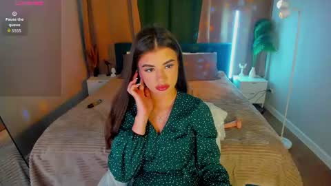 Alisha online show from July 16, 4:57 pm