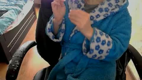 Snapshot of alisia18 chatting on February 20, 9:00 am Alisa online show from February 20, 9:00 am