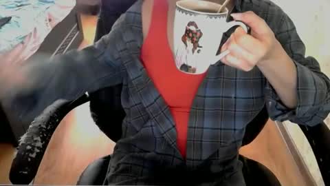 Snapshot of alisia18 chatting on February 25, 10:36 am Alisa online show from February 25, 10:36 am