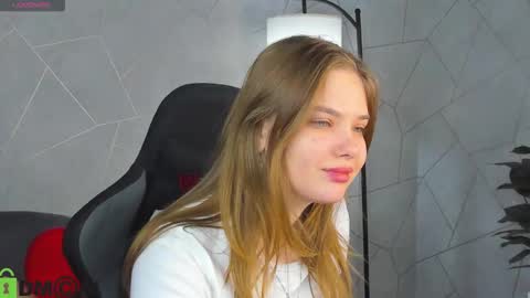 Alisia online show from February 24, 1:47 am