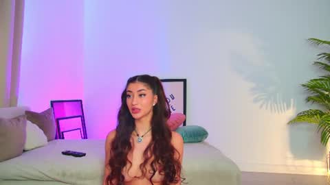 alissa_foxx online show from July 6, 1:30 pm