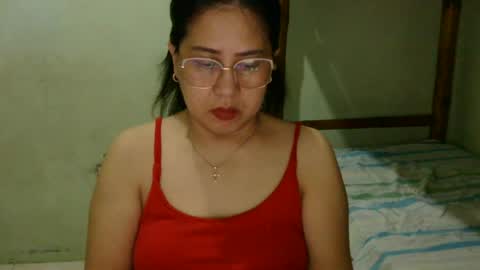 alissalove18 online show from July 3, 11:05 am