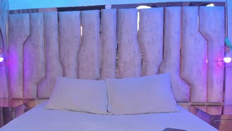 Snapshot of alisse_myers chatting on July 13, 3:09 am alisse_myers online show from July 13, 3:09 am