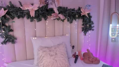 TATIS  online show from December 19, 2:07 am