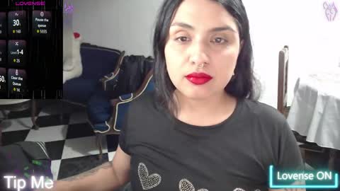 Snapshot of alix_beltran chatting on May 5, 2:19 am Alix online show from May 5, 2:19 am