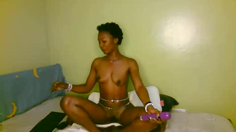 aliyah001 online show from October 11, 3:06 am