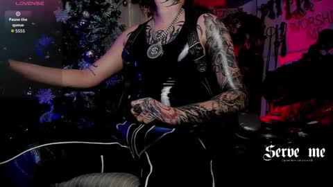   online show from December 22, 9:34 pm