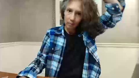 wishlist on bio online show from October 11, 8:40 pm