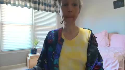 wishlist on bio online show from March 13, 3:51 pm