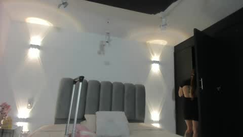 ALLICE online show from May 25, 11:38 am