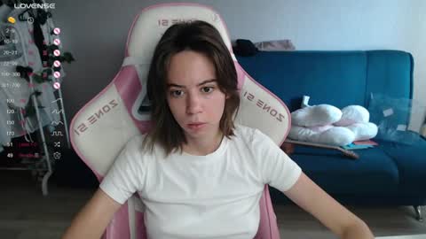 alice online show from August 2, 1:37 am