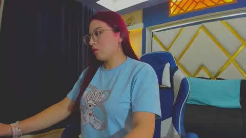 ALLISON online show from December 3, 3:25 am