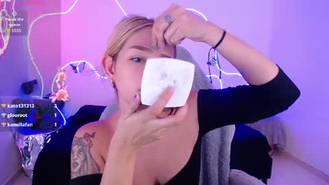 alloy_tiny online show from August 7, 6:21 pm