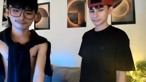 kim and josh online show from July 22, 7:27 pm