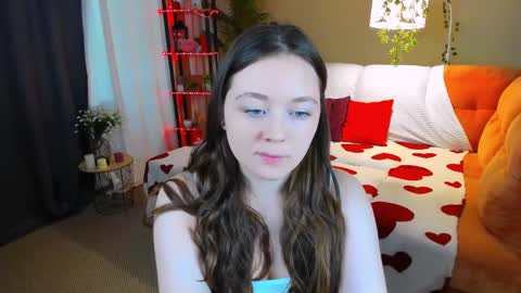 alluringeyess online show from March 29, 11:21 am