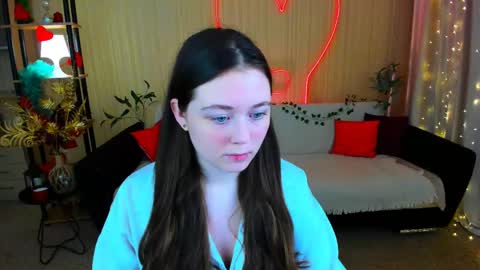 alluringeyess online show from April 19, 6:32 pm