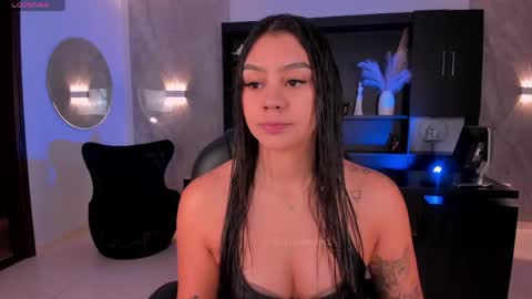 Snapshot of allyjensen chatting on May 2, 10:20 am Alisson online show from May 2, 10:20 am