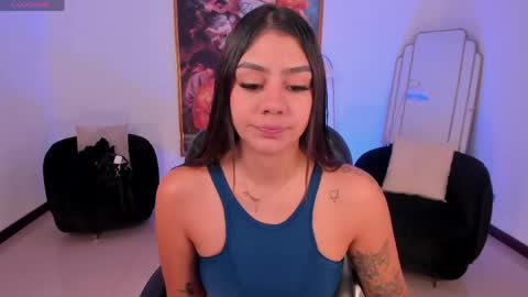 Snapshot of allyjensen chatting on May 5, 10:23 am Alisson online show from May 5, 10:23 am