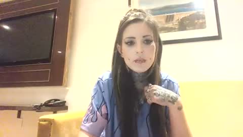 allymoon1369 online show from May 25, 10:05 pm