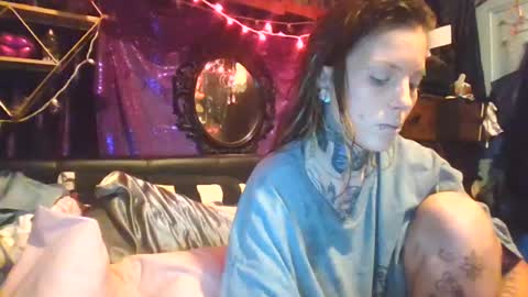allymoon1369 online show from July 1, 12:01 am