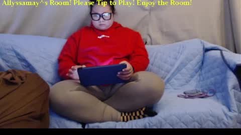 Allyssamay online show from March 13, 5:36 am