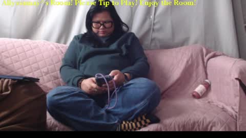 Allyssamay online show from April 2, 2:26 pm