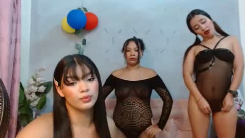 alma_meza online show from July 15, 1:38 pm
