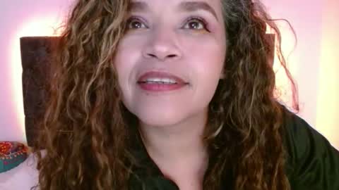 Snapshot of alma_sexyy chatting on November 23, 2:17 pm Alma online show from November 23, 2:17 pm