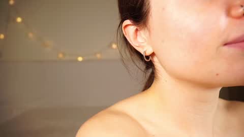 Alma online show from January 7, 7:49 pm