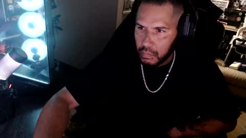 simplyfaded online show from May 29, 10:35 am