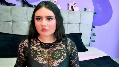 Snapshot of alondra_sweetxx chatting on July 17, 4:23 pm Alondra online show from July 17, 4:23 pm