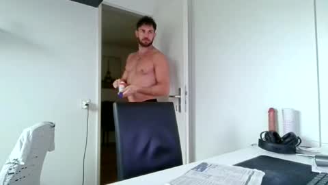 alphah_hunk online show from March 15, 3:07 pm