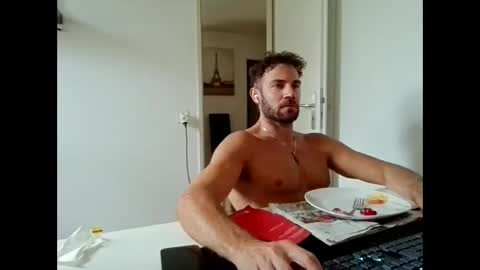 alphah_hunk online show from June 8, 3:01 pm
