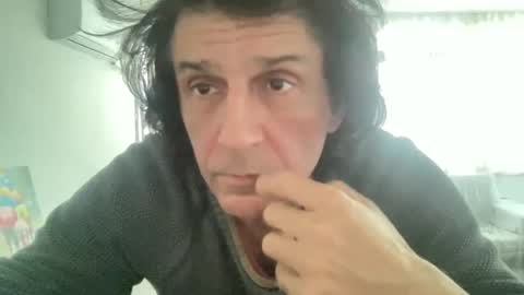 Snapshot of alphandre chatting on January 28, 2:42 pm AlphAndre online show from January 28, 2:42 pm