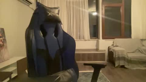 Snapshot of alphandre chatting on February 8, 6:12 pm AlphAndre online show from February 8, 6:12 pm