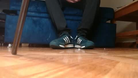 Snapshot of alphaswitchard chatting on April 4, 7:00 pm ur god online show from April 4, 7:00 pm