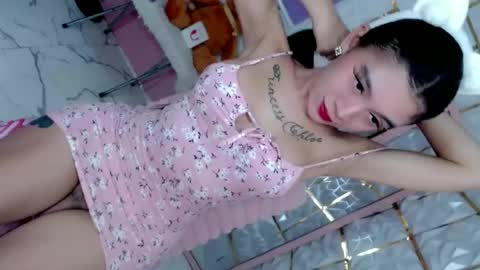 Chloe- DONT FORGET TO FOLLOW MElets getting to know each other and make some love and fun online show from July 2, 8:15 pm