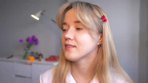 Amelia NEXT STREAM  online show from April 18, 1:37 pm