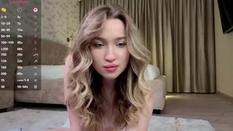 Snapshot of alvera7 chatting on March 30, 3:35 pm alvera7 online show from March 30, 3:35 pm