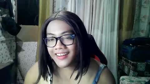 Snapshot of alvin4759 chatting on January 12, 11:37 am alvin4759 online show from January 12, 11:37 am