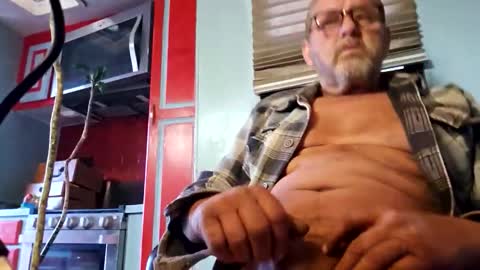 alwayshard4u1 online show from April 18, 1:26 pm