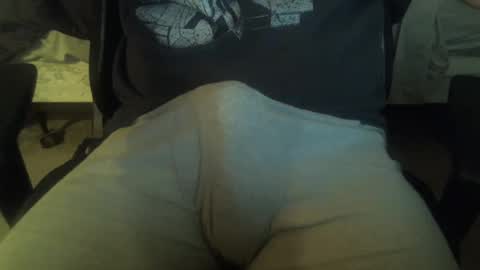 Snapshot of alwaysnaked07 chatting on October 11, 11:14 pm alwaysnaked07 online show from October 11, 11:14 pm