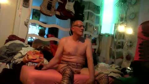 HoneyMelonGuy online show from May 22, 2:40 am