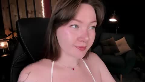 Lilu online show from July 7, 5:21 am