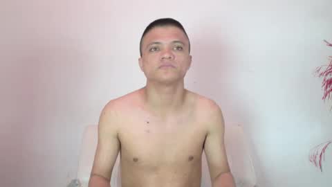 aly_n_sebas online show from April 12, 1:54 am