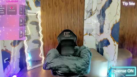 ALYCE  online show from March 24, 11:37 am