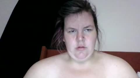 Alyce in Wonderland online show from August 4, 2:48 am