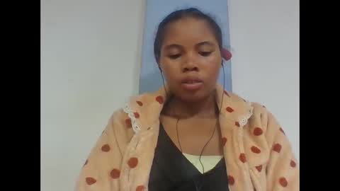 Snapshot of alydie7 chatting on May 12, 5:54 pm alydie7 online show from May 12, 5:54 pm